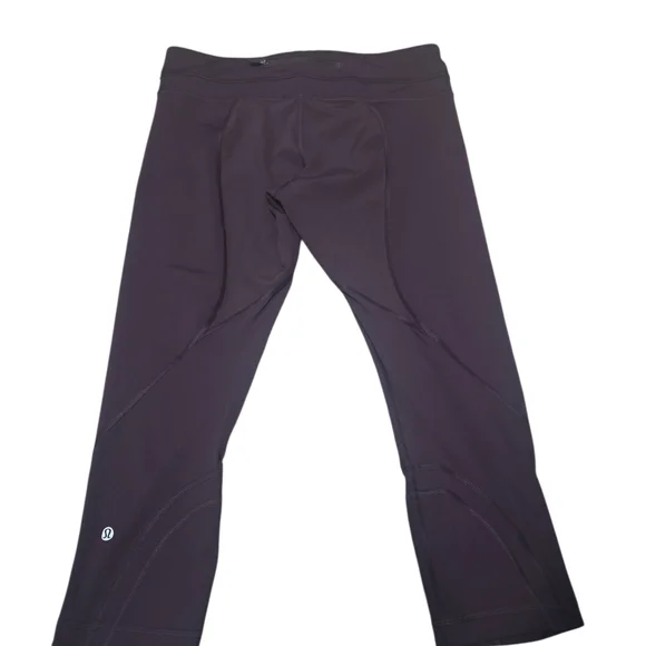Lululemon Cropped Leggings / Capri – Size 10 - Picture 2 of 4